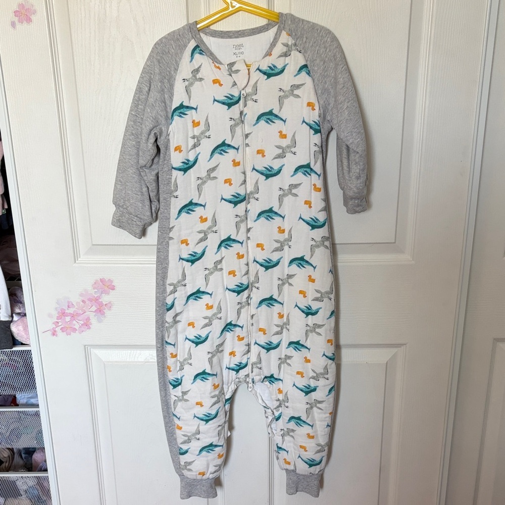 NEST Fragrances Kids Pajamas - Gray and White with Blue and Yellow Accents